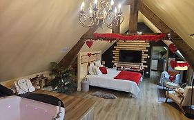Appart Cosy avec SPA privatif proximité Lille, Le Chalet